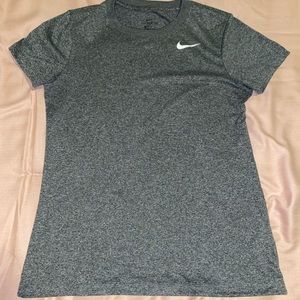 Nike dri-fit shirt size x-small